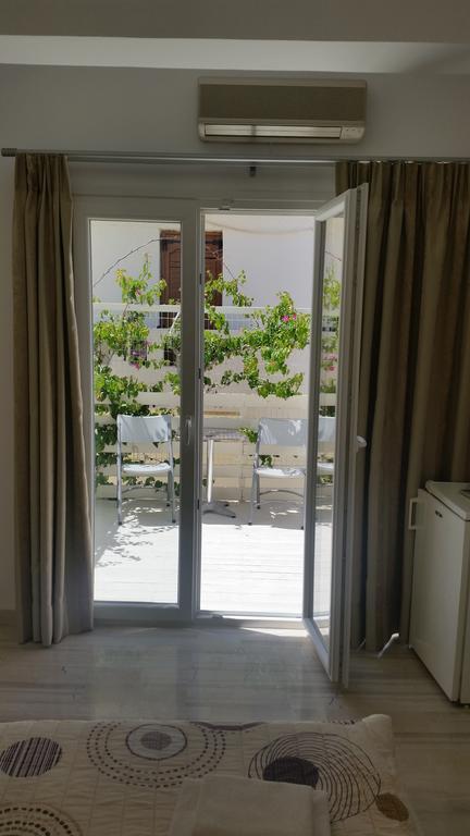 Antonios Hotel Apartments Матала Экстерьер фото